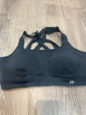 NWOT High-Support Strappy Sports Bra - Black 36d